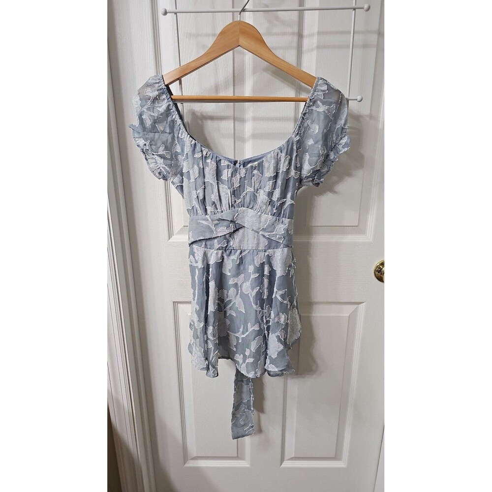 Thirty/Thirty LA Blue Floral Textured Jacquard Tie Waist Romper Size M